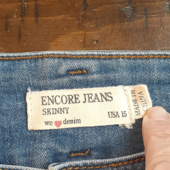 Encore womans skinny Jeans size 15 - Picture 3 of 8